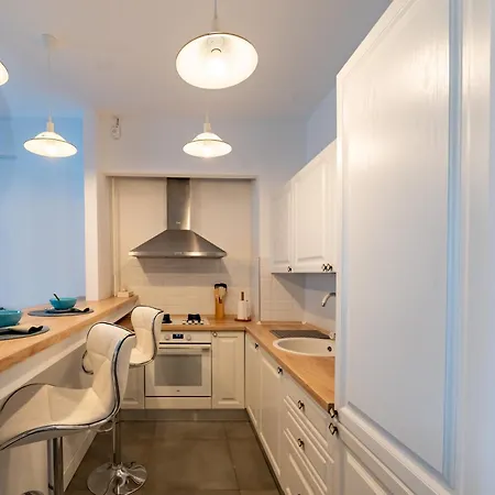 Nabaro 80 Seaside Escape - Armonie, Intimitate Si Parcare Privata * Năvodari